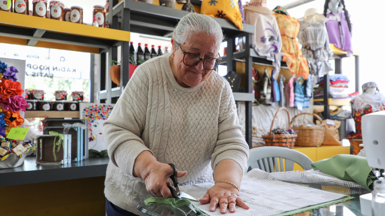 Antalya’da Kadın Emeği İstihdama Dönüşüyor 1